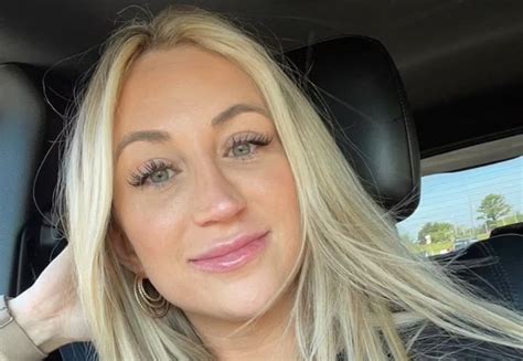 teacher fired for onlyfans|Teacher who resigned after her OnlyFans page was discovered。